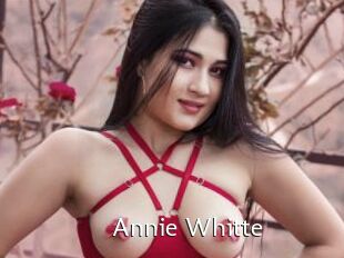 Annie_Whitte