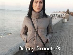 Beauty_BrunetteX
