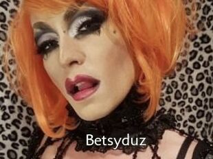 Betsy_duz