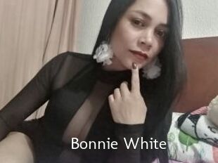 Bonnie_White