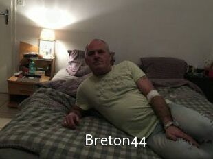 Breton44