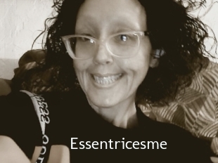 Essentricesme