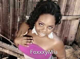FoxxxyMia