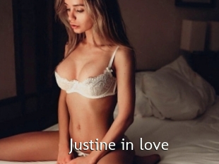 Justine_in_love