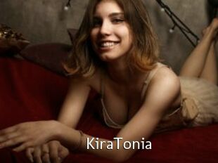 KiraTonia