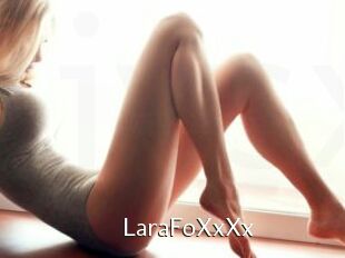 LaraFoXxXx