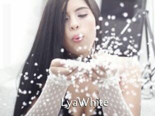 LyaWhite