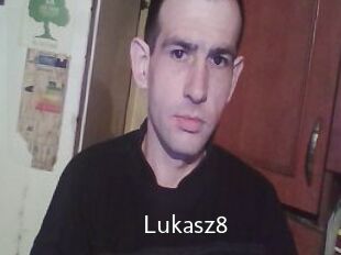 Lukasz8