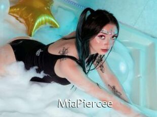 MiaPiercee