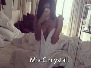 Mia_Chrystall
