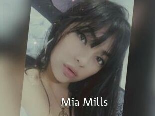 Mia_Mills