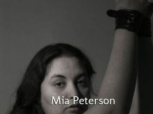 Mia_Peterson