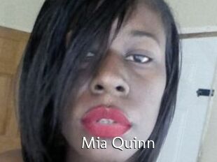 Mia_Quinn
