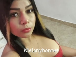 Melanybonnet