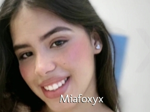 Miafoxyx