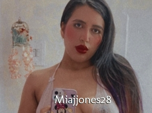 Miajjones28