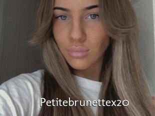 Petitebrunettex20