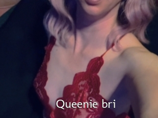 Queenie_bri