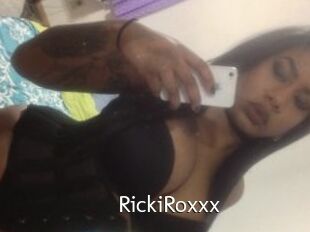 RickiRoxxx