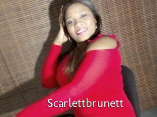 Scarlettbrunett