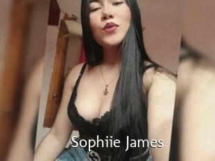 Sophiie_James