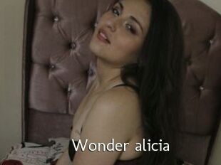 Wonder_alicia